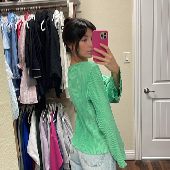 CLOSET CLEAR OUT: NWT NY & CO Green Tie Blouse Sz XS - Picture 3 of 4